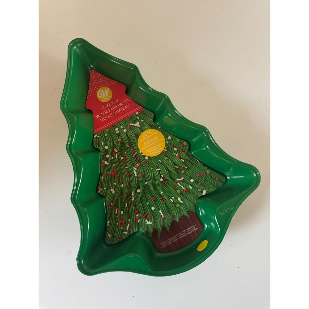 Wilton Christmas Tree Cake Pan Green Non-Stick Holiday Bakeware Holiday Baking